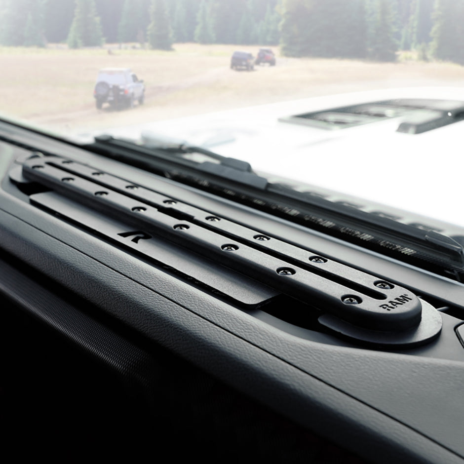 RAM Mount ToughTrack f1819 Jeep JLGladiator RAMDT204TRACKA12U